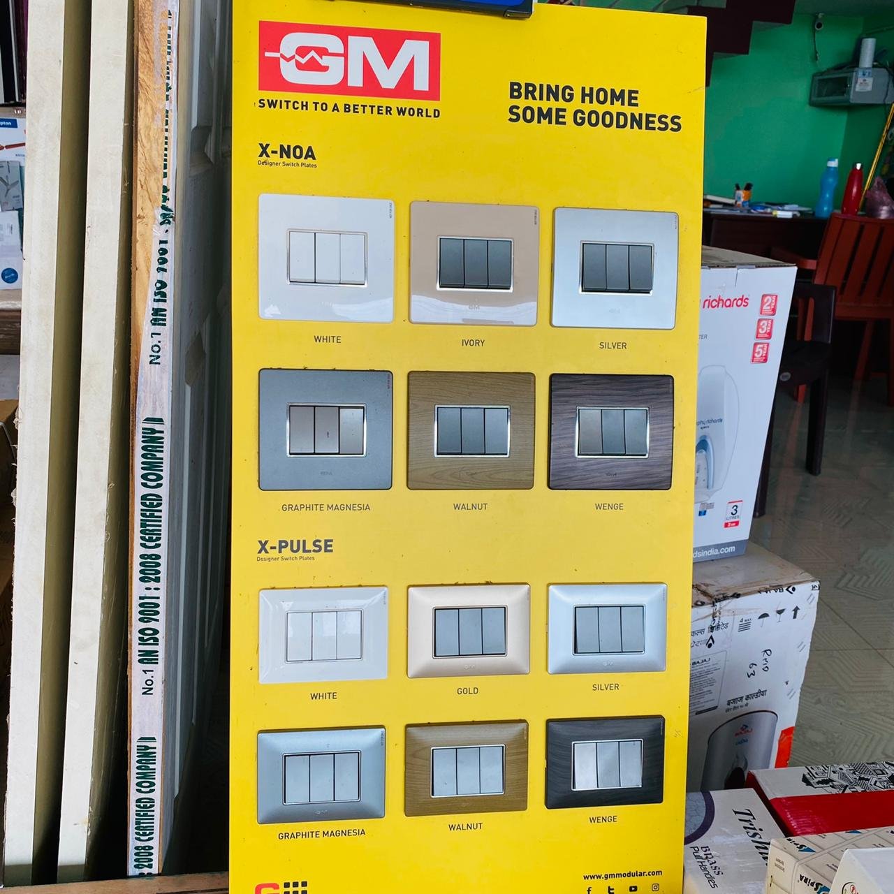 Glazed Vitrified Tiles