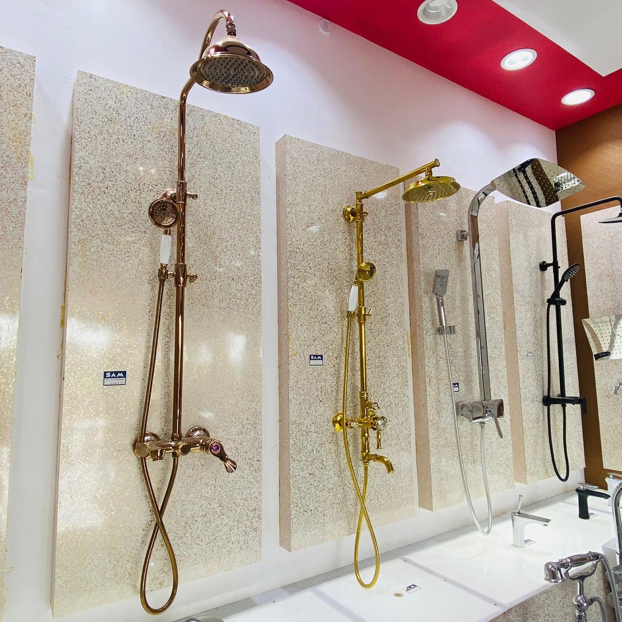 Glazed Vitrified Tiles