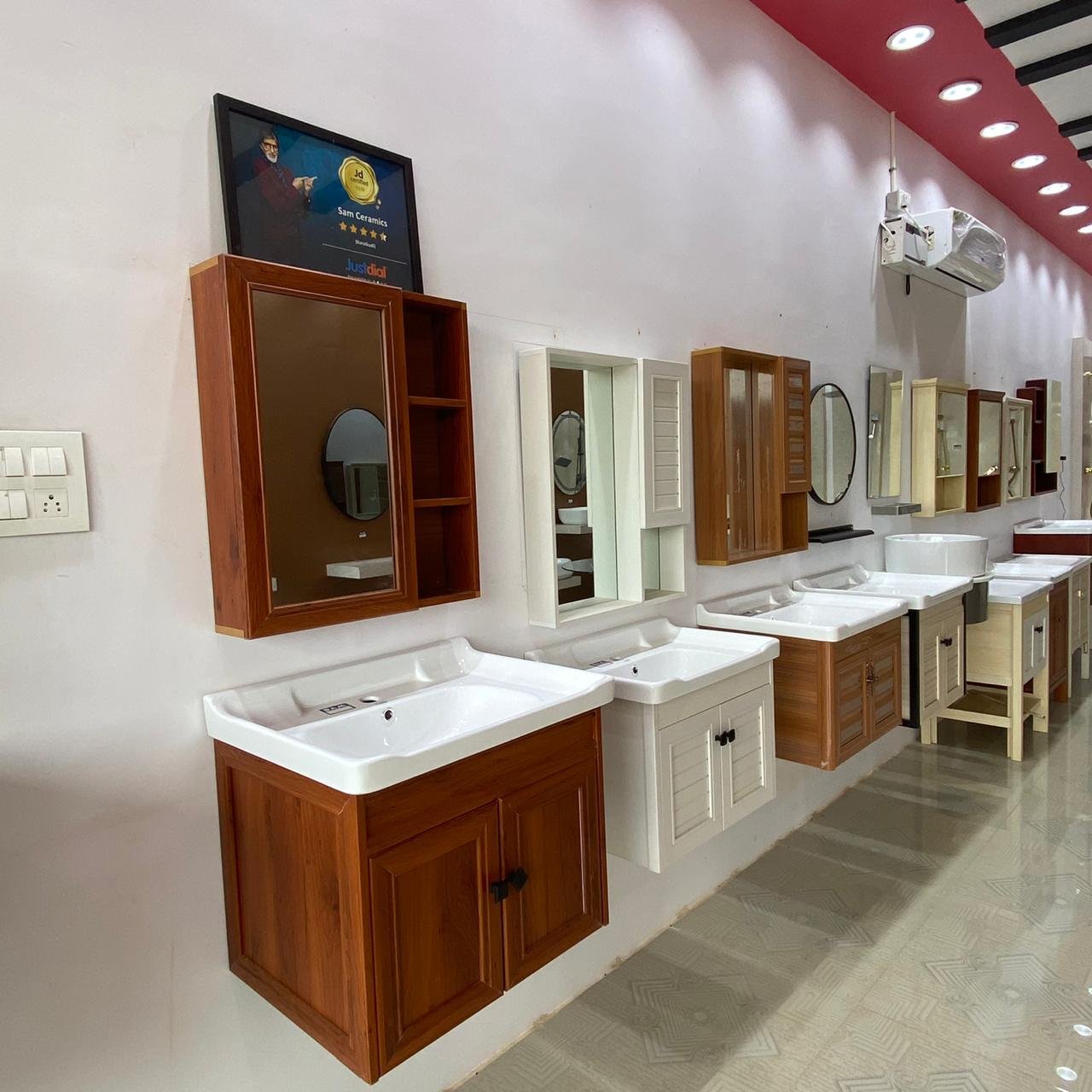 Glazed Vitrified Tiles