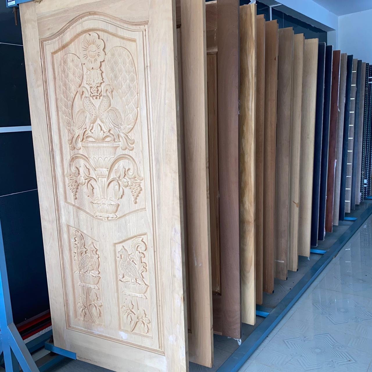 Glazed Vitrified Tiles