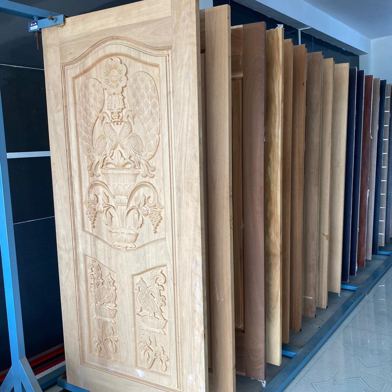 Glazed Vitrified Tiles