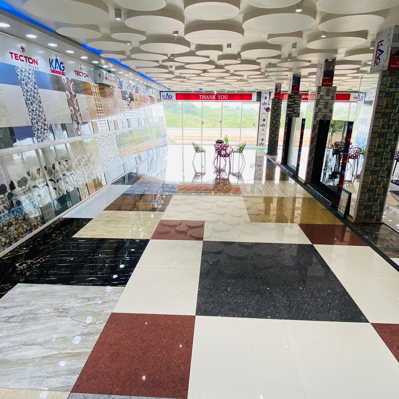Glazed Vitrified Tiles