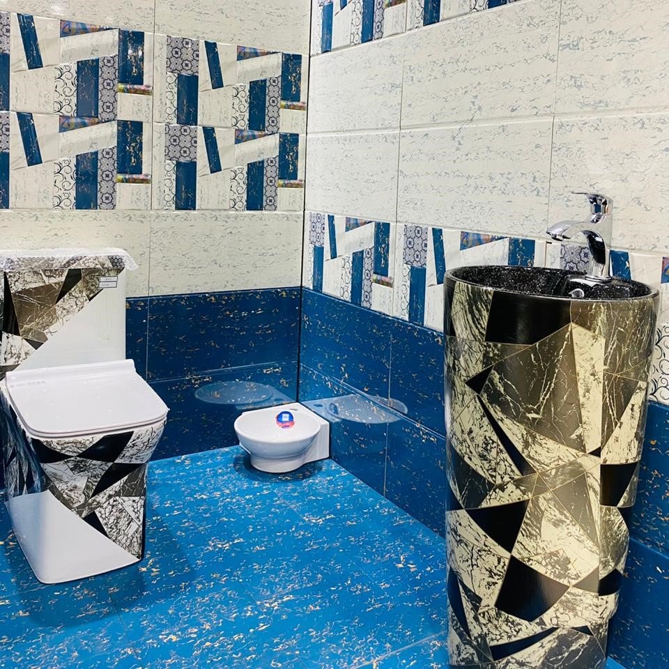 Glazed Vitrified Tiles